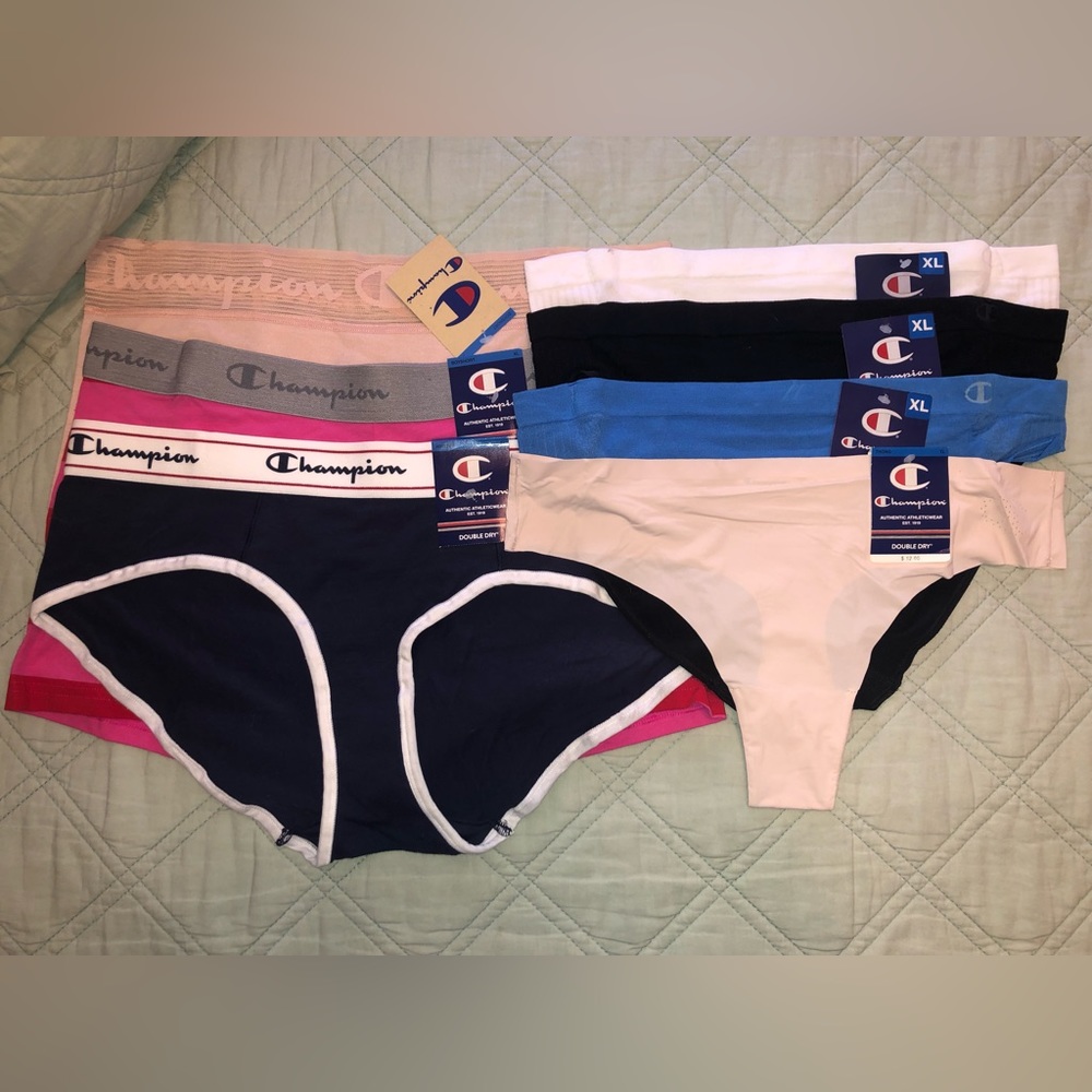 7 pair of Champion panties (XL)